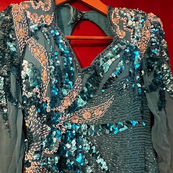 Demetrios Designs Turquoise 80s 90 Beaded Evening Gown Sz M Long Sleeve Cut Out - Picture 6 of 11